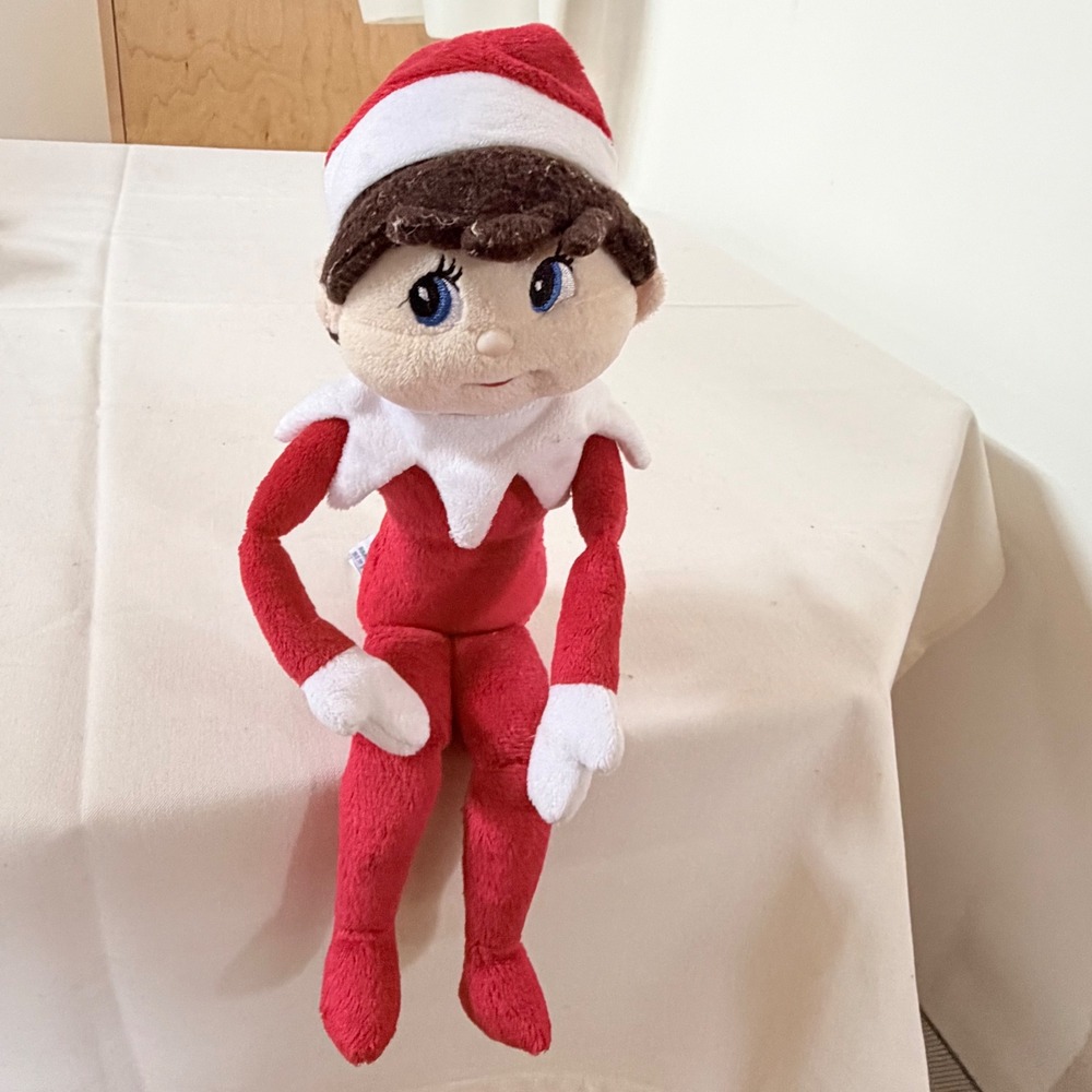 Elf on the Shelf Plush Girl Scout Elf Red Christmas Holiday Doll 2005 CCA & B